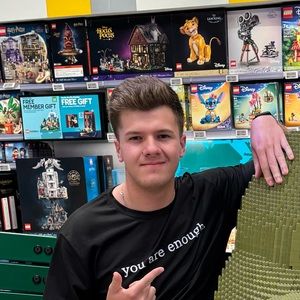 Meet your Posher, Dallen